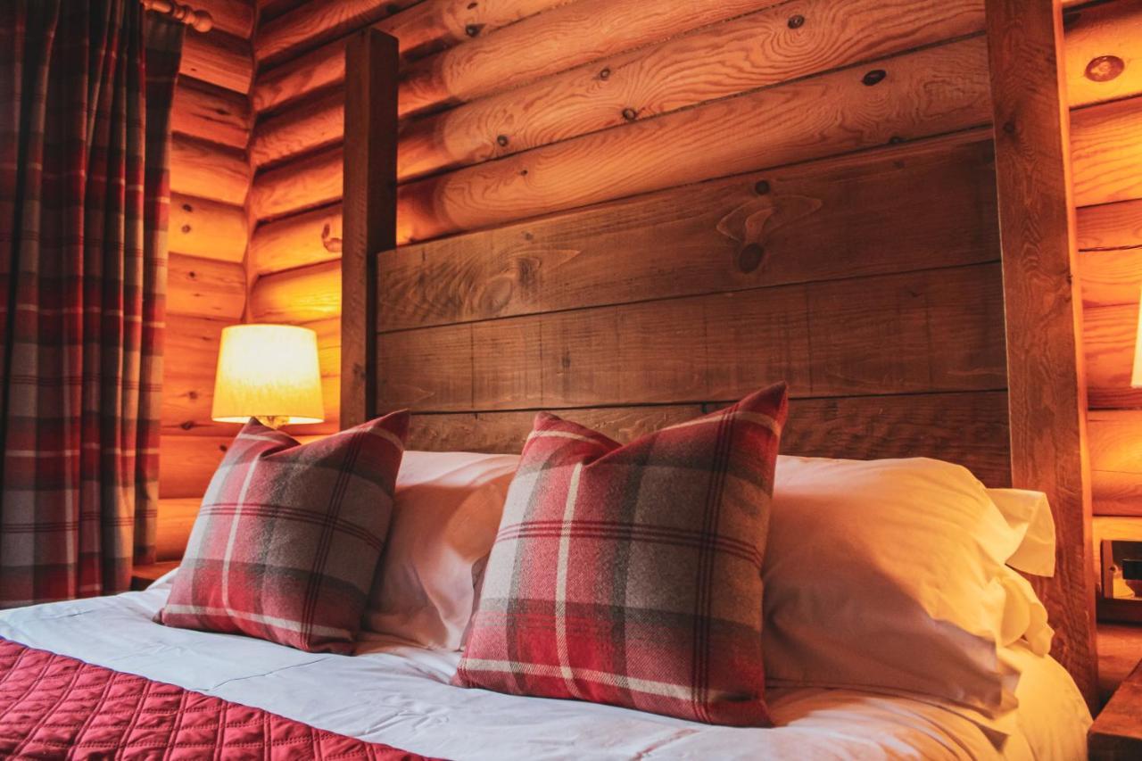 Tomatin - Luxury Two Bedroom Log Cabin With Hot Tub Berwick Upon Tweed Bagian luar foto