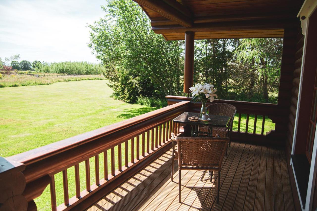 Tomatin - Luxury Two Bedroom Log Cabin With Hot Tub Berwick Upon Tweed Bagian luar foto